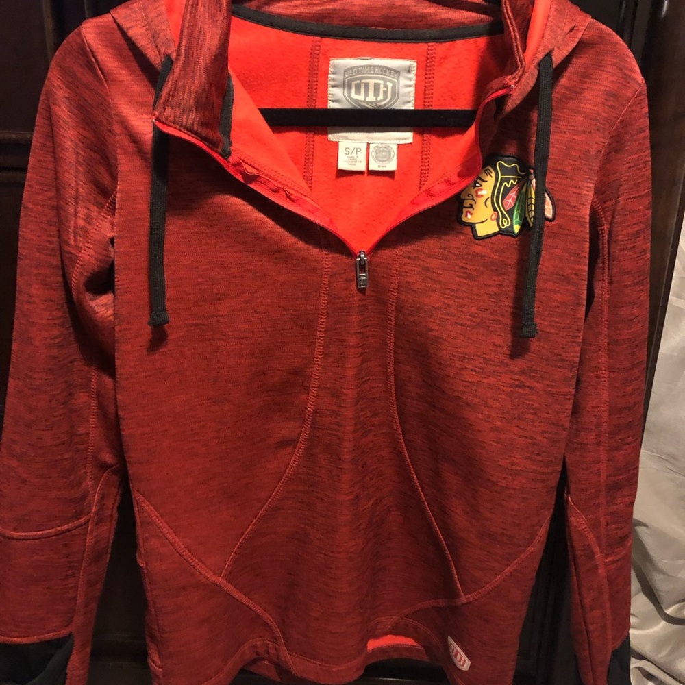 Blackhawks hockey sweatshirt